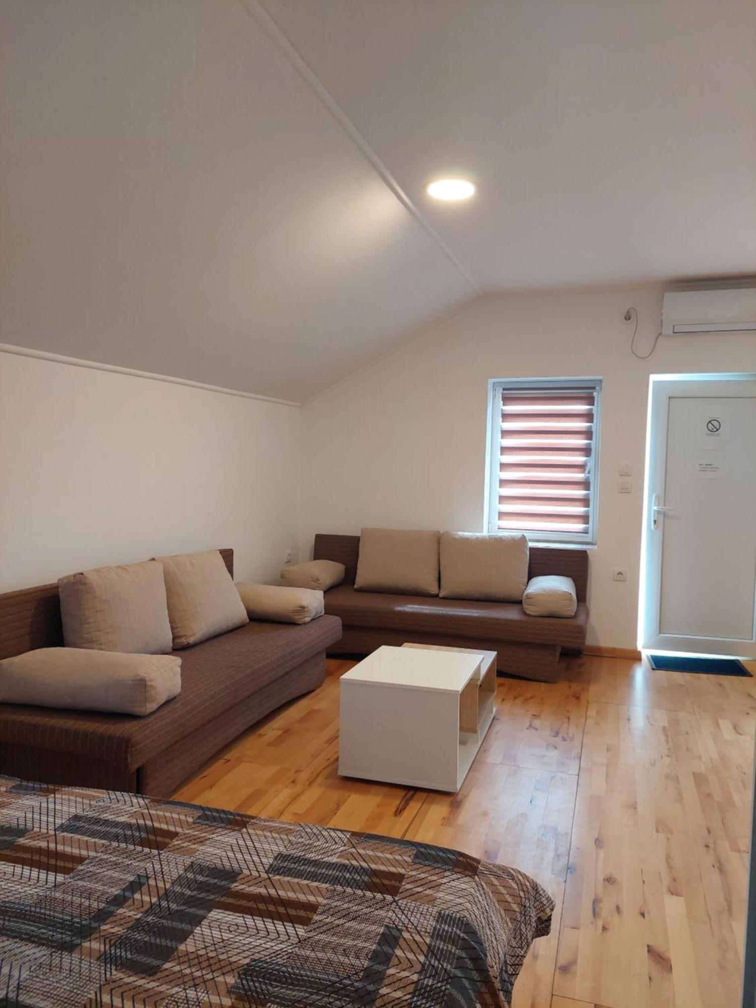 Apartment M&M Pacsér Kültér fotó